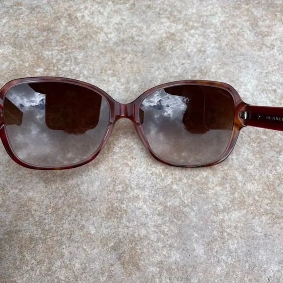 Burberry Havana Gradient SunglassesB 4108 3292/13 display picture 1